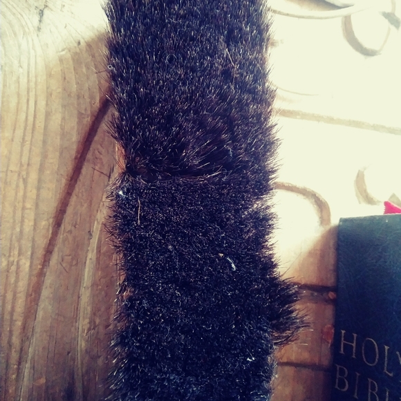 SPECIAL***Shoe brush! - Picture 3 of 5